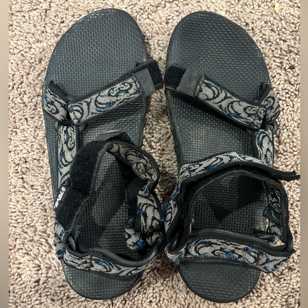 Men’s Tevas